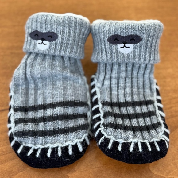 Circo Gray and Black Kids Grippy Nonslip Moccasin Socks - Picture 1 of 4